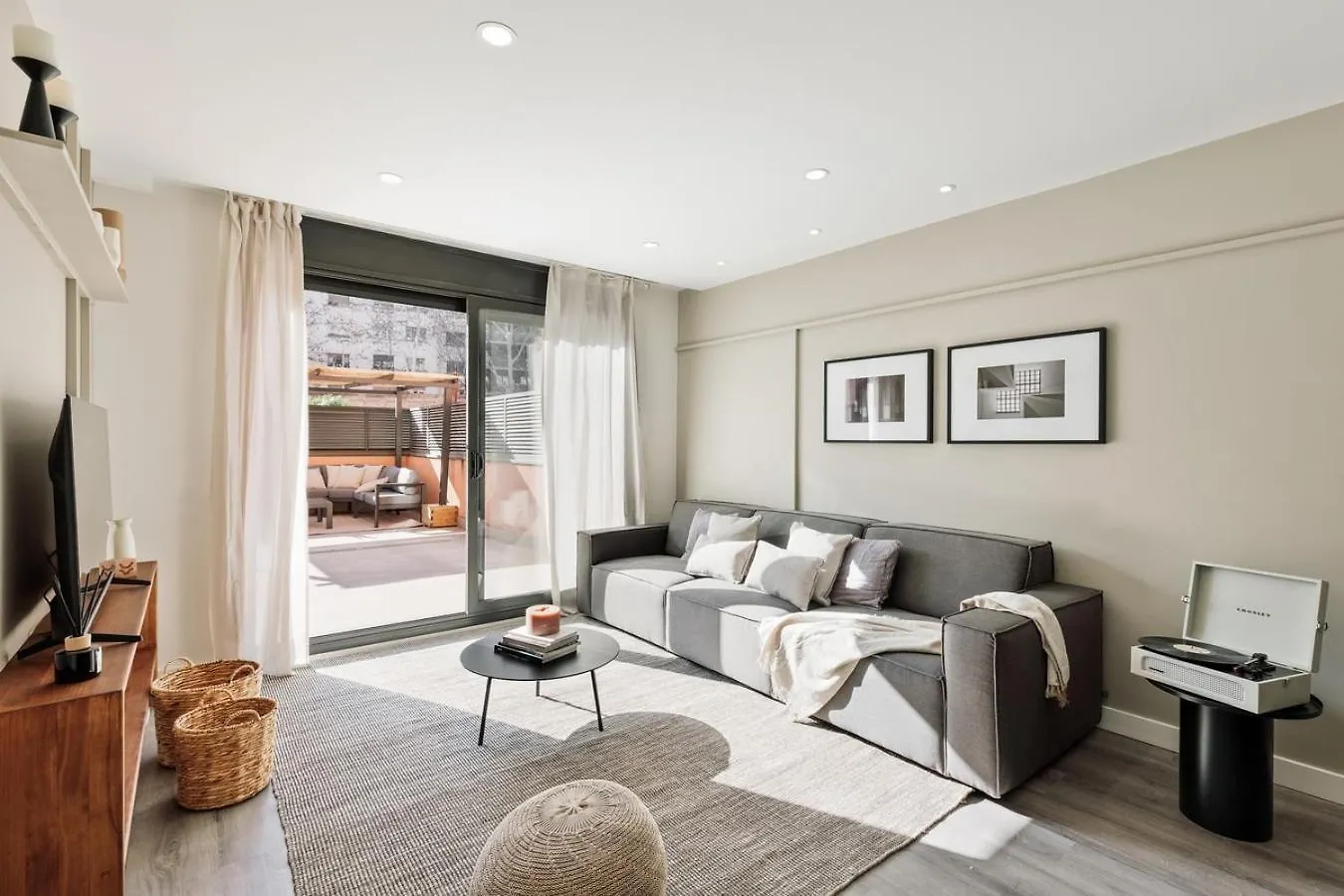 Montsia - 3 Bedrooms And A Terrace In Les Corts Barcelona Španělsko